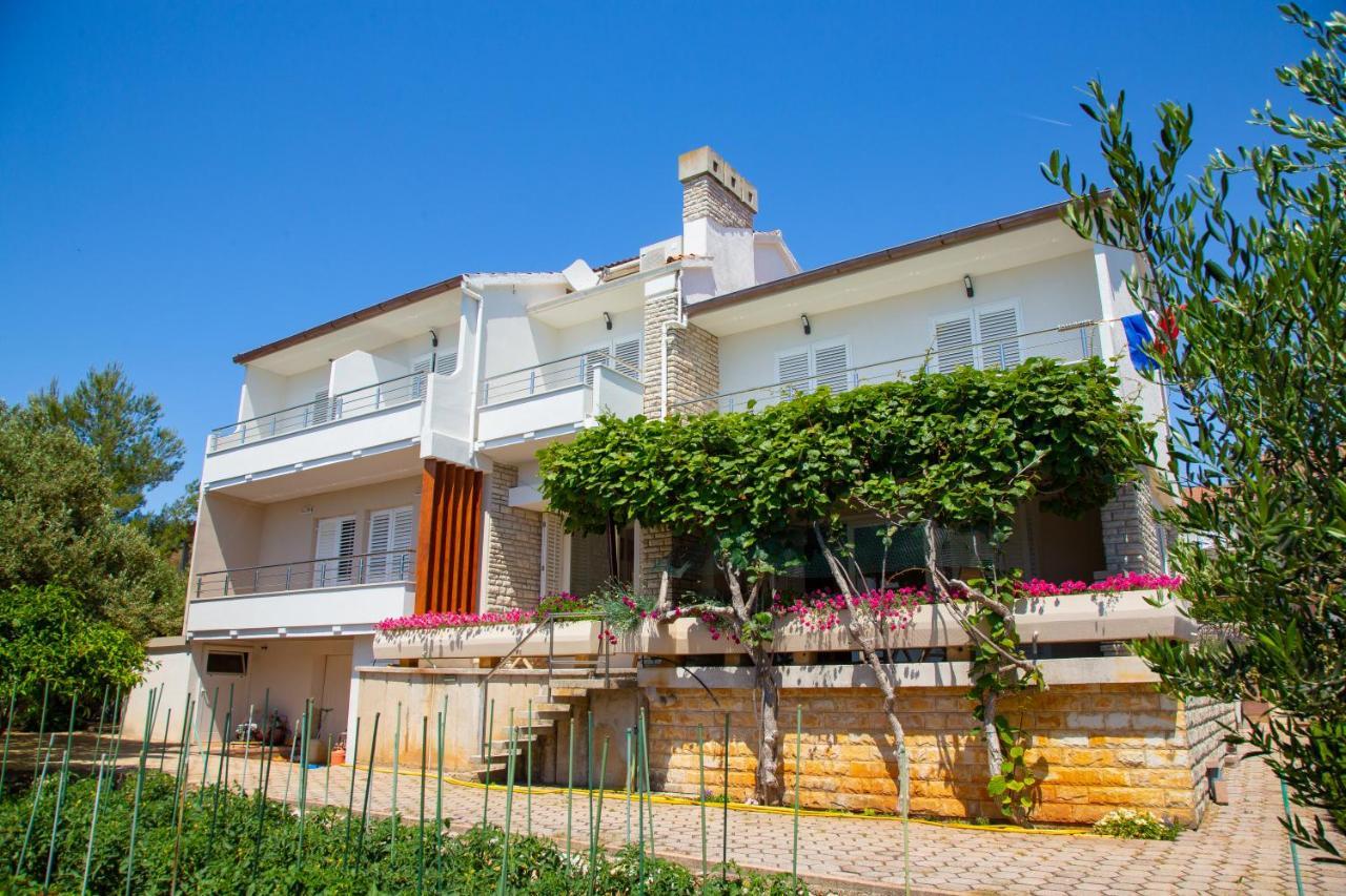 Tonica Apartments نوفاليا المظهر الخارجي الصورة